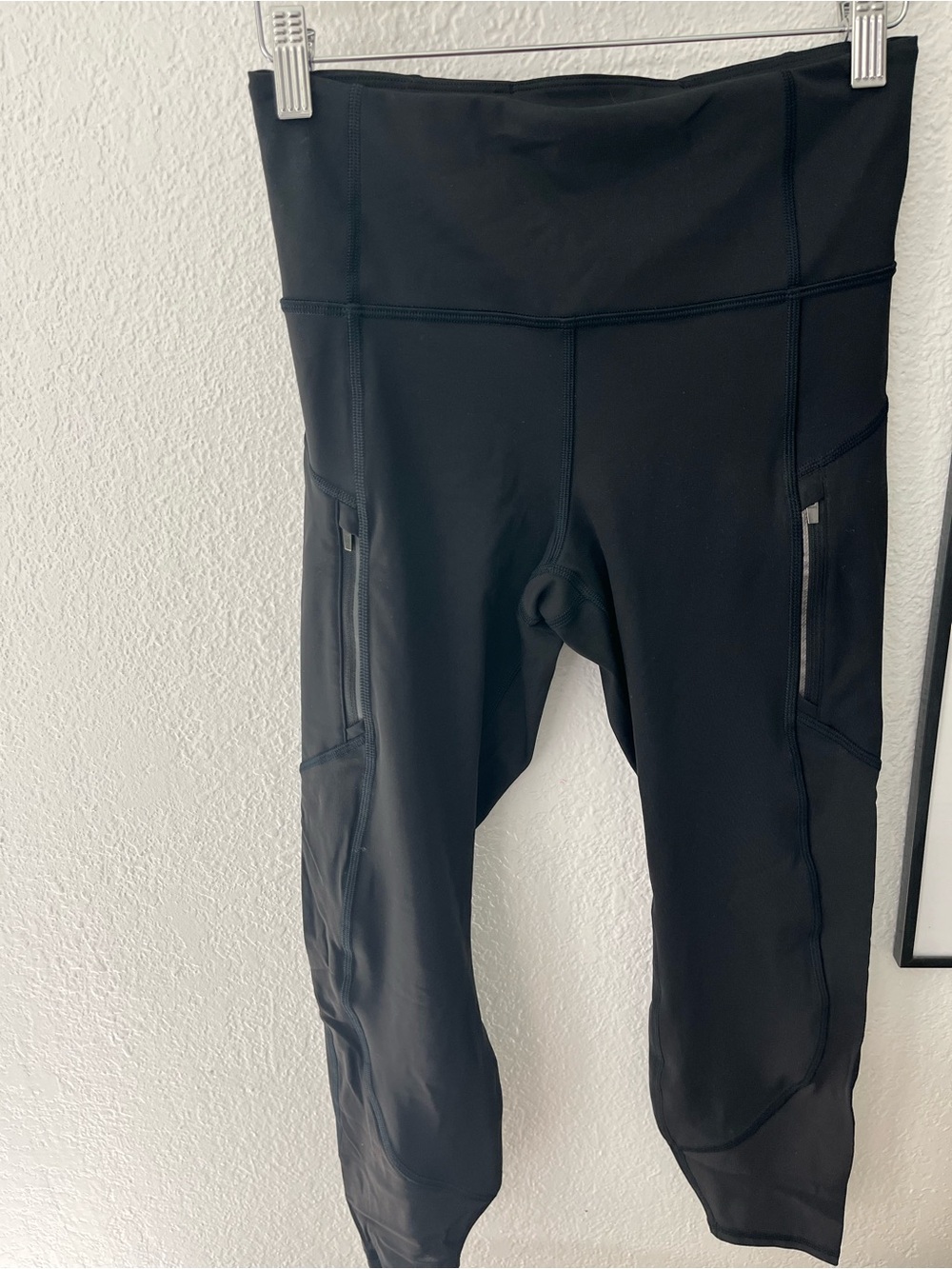 Athleta Black 7/8 Rainer tight
